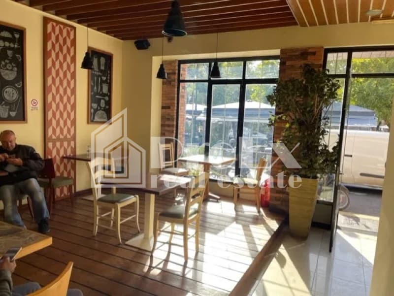 Κατάστημα στην Νέο Τέρμα, Μαρούσι — Φωτογραφία 4 από 4