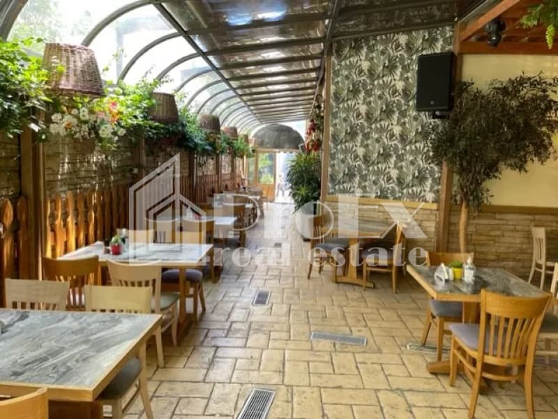 Κατάστημα στην Νέο Τέρμα, Μαρούσι — Φωτογραφία 1 από 4