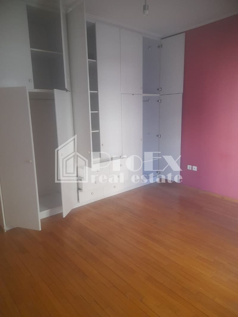 Apartment in Ionia, Nea Ionia — Photo 7 of 18