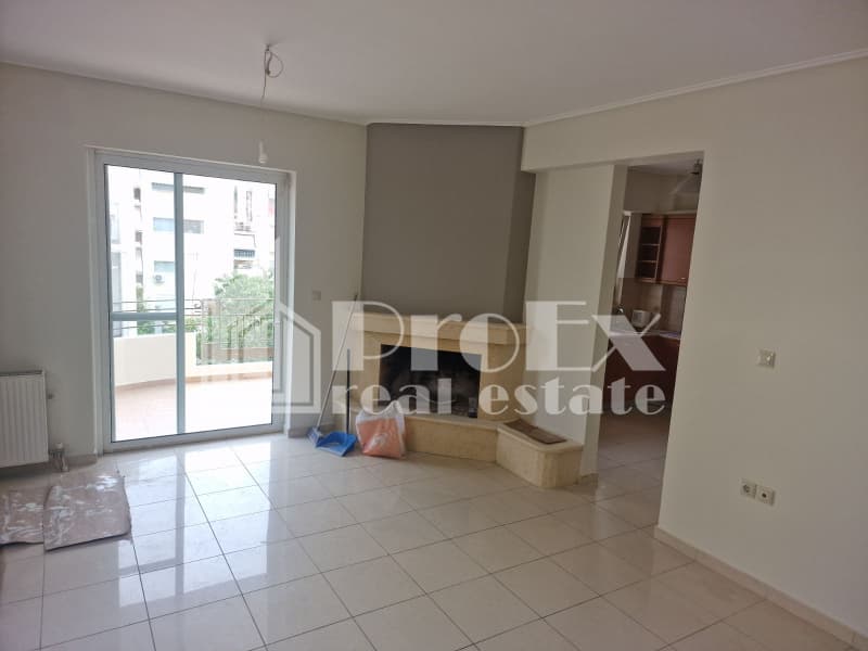 Apartment in Saframpoli, Nea Ionia — Photo 2 of 17