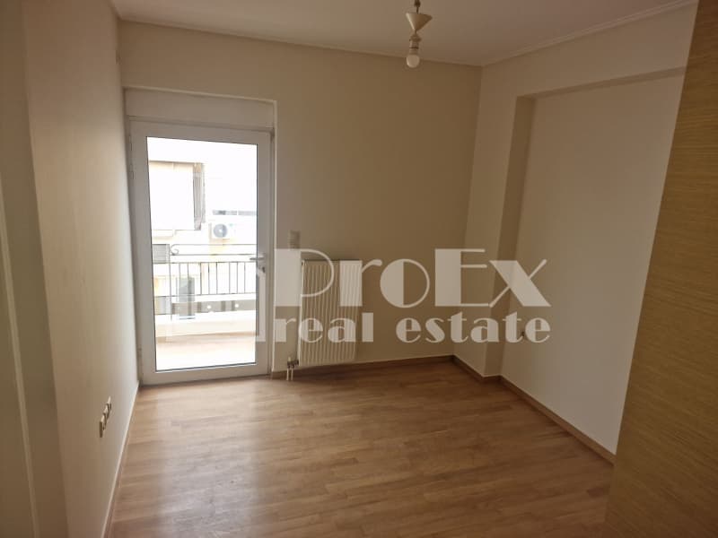 Apartment in Saframpoli, Nea Ionia — Photo 5 of 17
