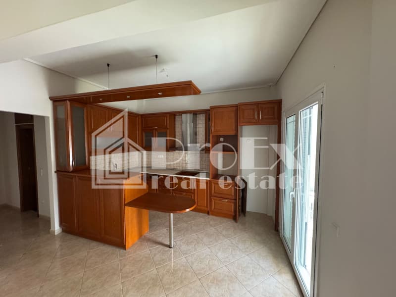 Apartment in Chrisoupoli, Peristeri — Photo 1 of 25