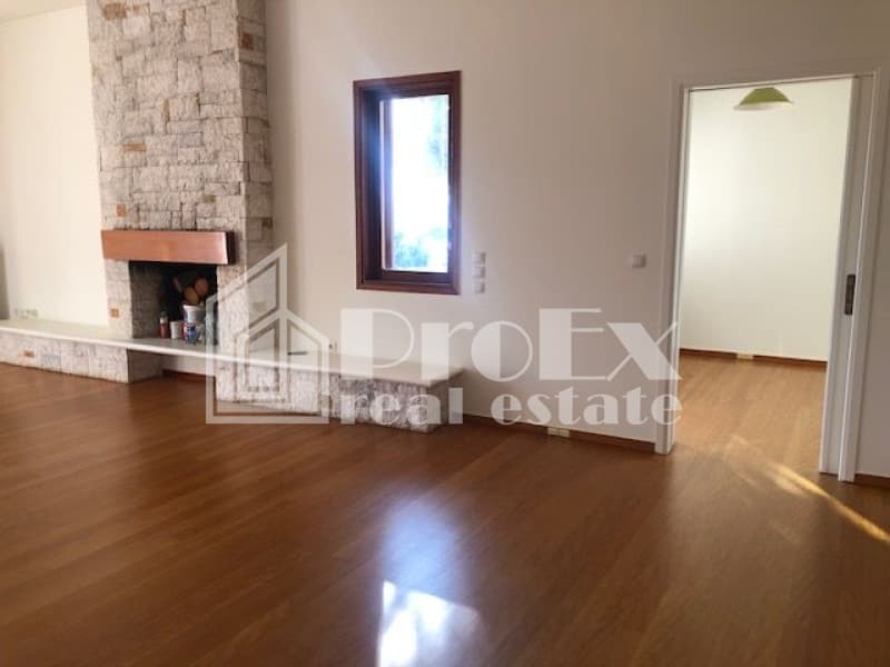 Apartment in Politeia, Nea Erithraia — Photo 1 of 13