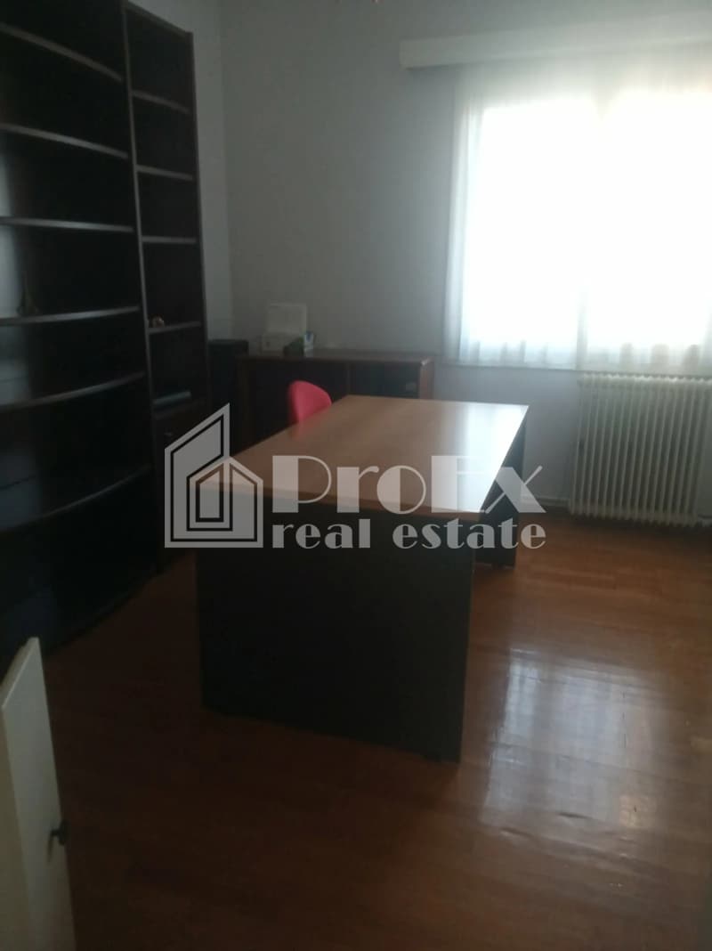 Apartment in Saframpoli, Nea Ionia — Photo 2 of 10