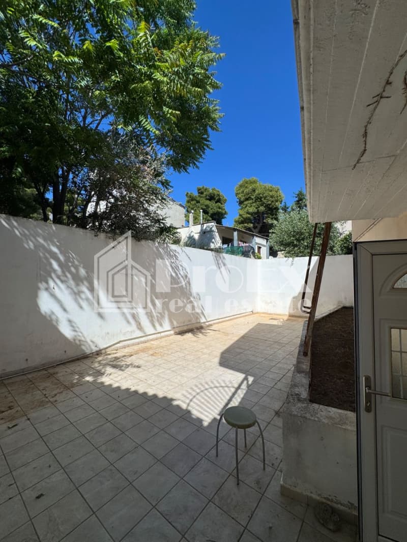 House in Center, Gerakas — Photo 21 of 22
