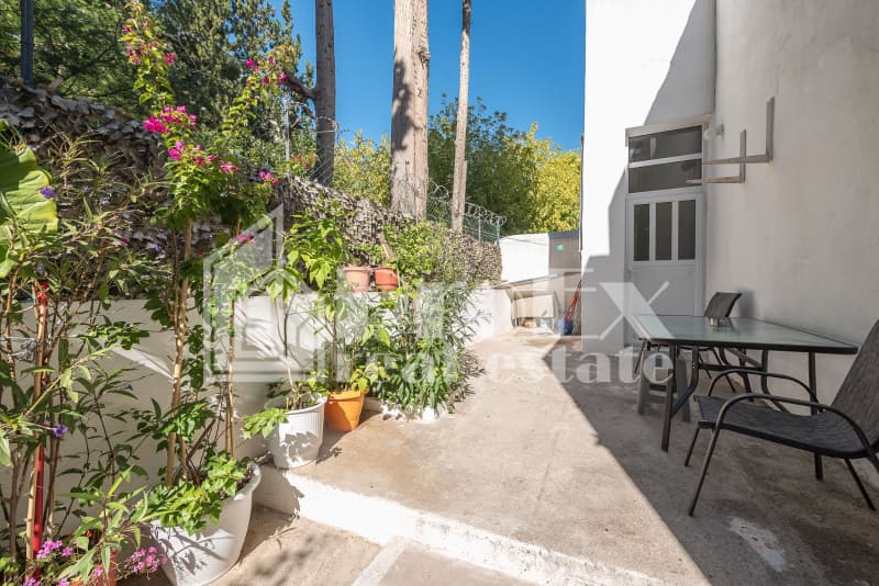 House in Osios Loukas, Patisia — Photo 19 of 20
