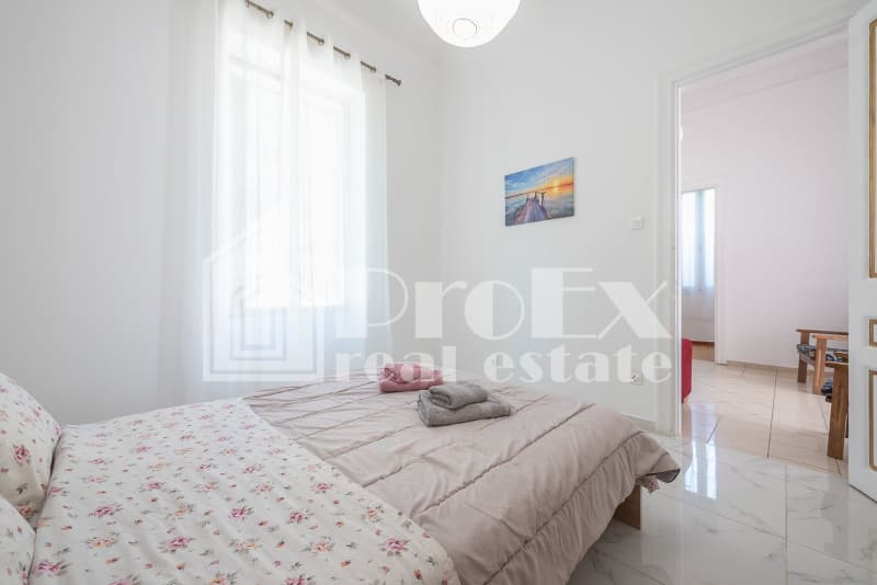 House in Osios Loukas, Patisia — Photo 3 of 20