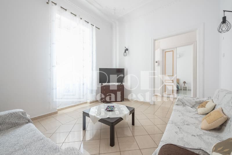 House in Osios Loukas, Patisia — Photo 18 of 20