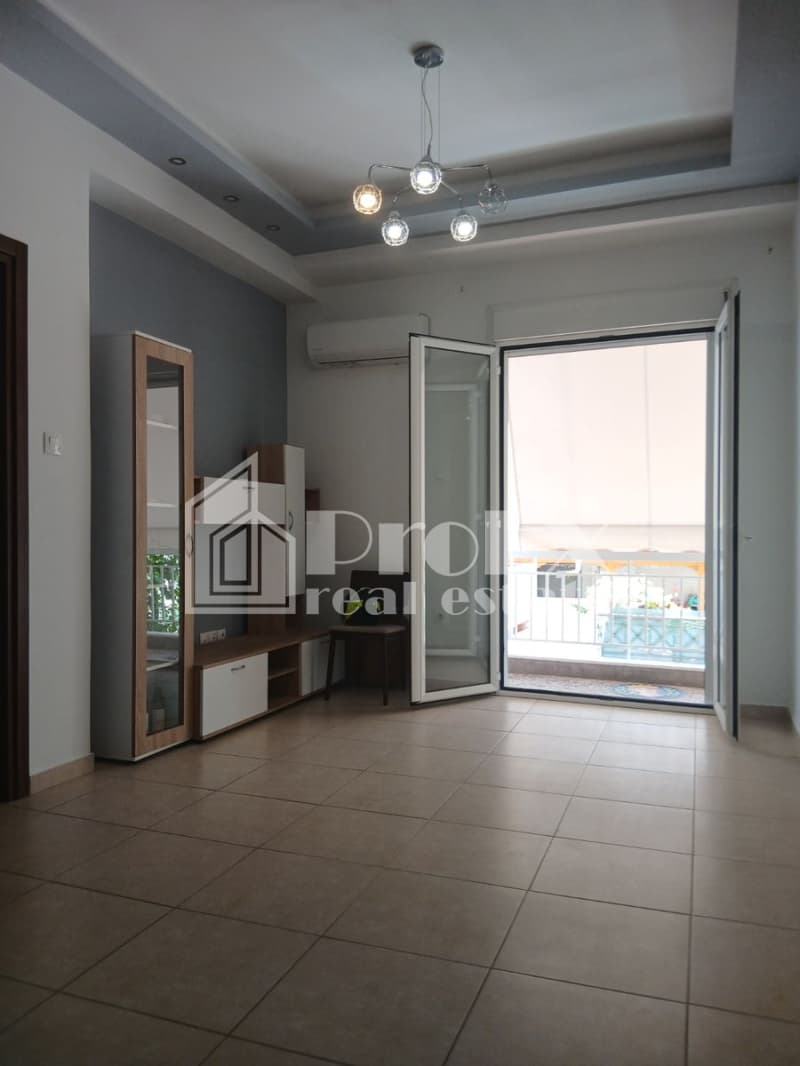 Apartment in Saframpoli, Nea Ionia — Photo 2 of 11