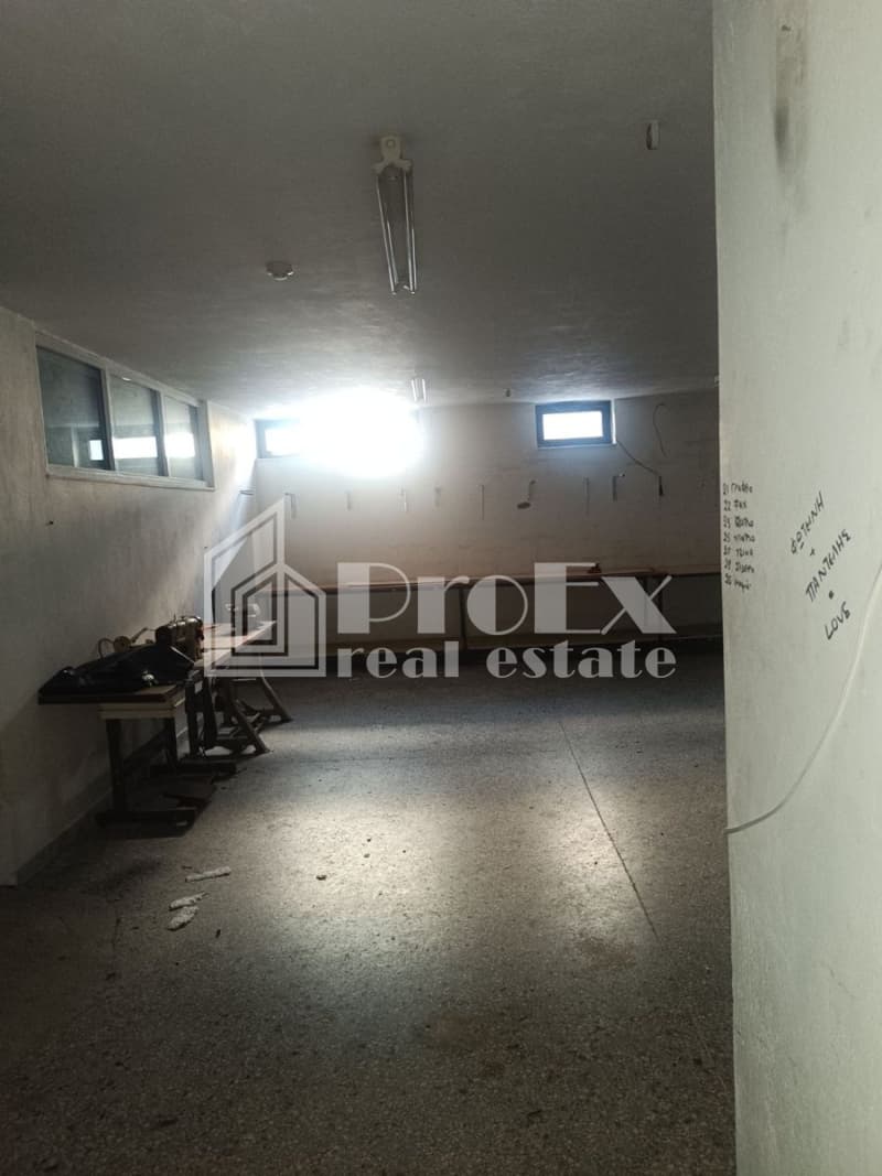 Ελαφρύς Βιομηχανικός Χώρος στην Ανθούπολη, Περιστέρι — Φωτογραφία 1 από 21