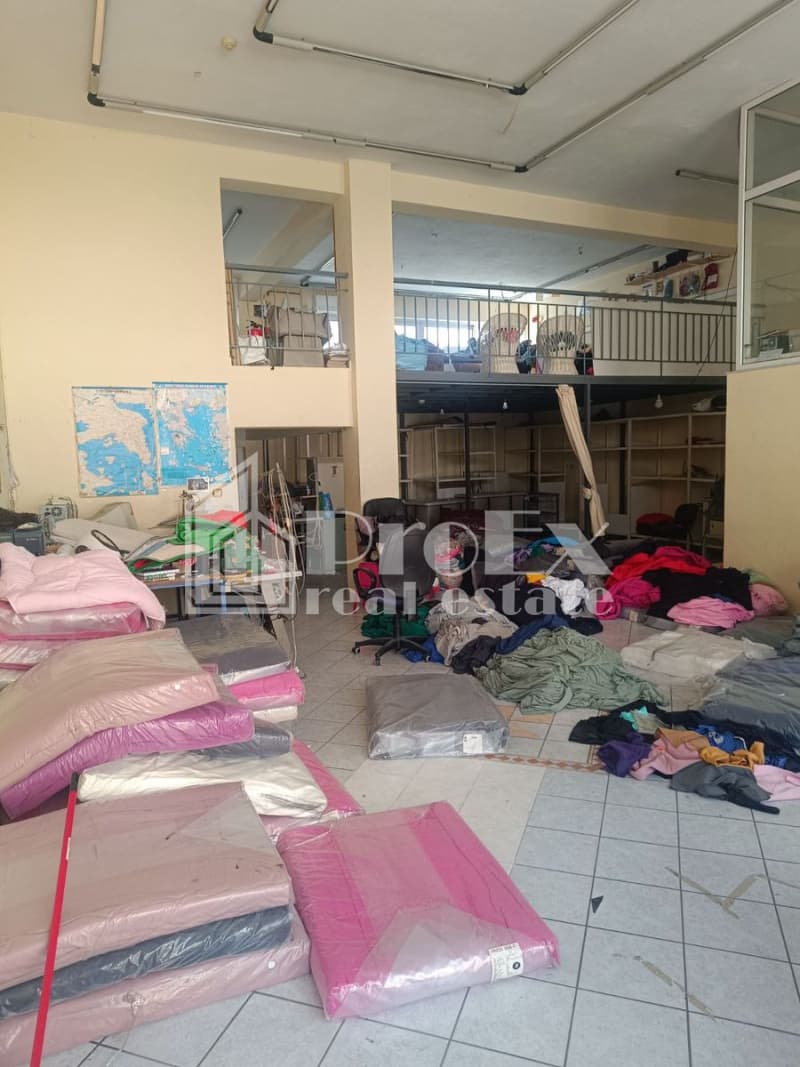 Ελαφρύς Βιομηχανικός Χώρος στην Ανθούπολη, Περιστέρι — Φωτογραφία 16 από 21