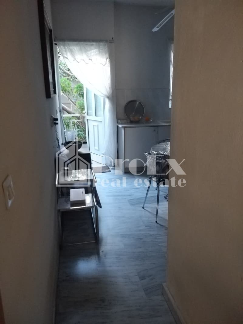 Apartment in Center, Ilion — Photo 2 of 17