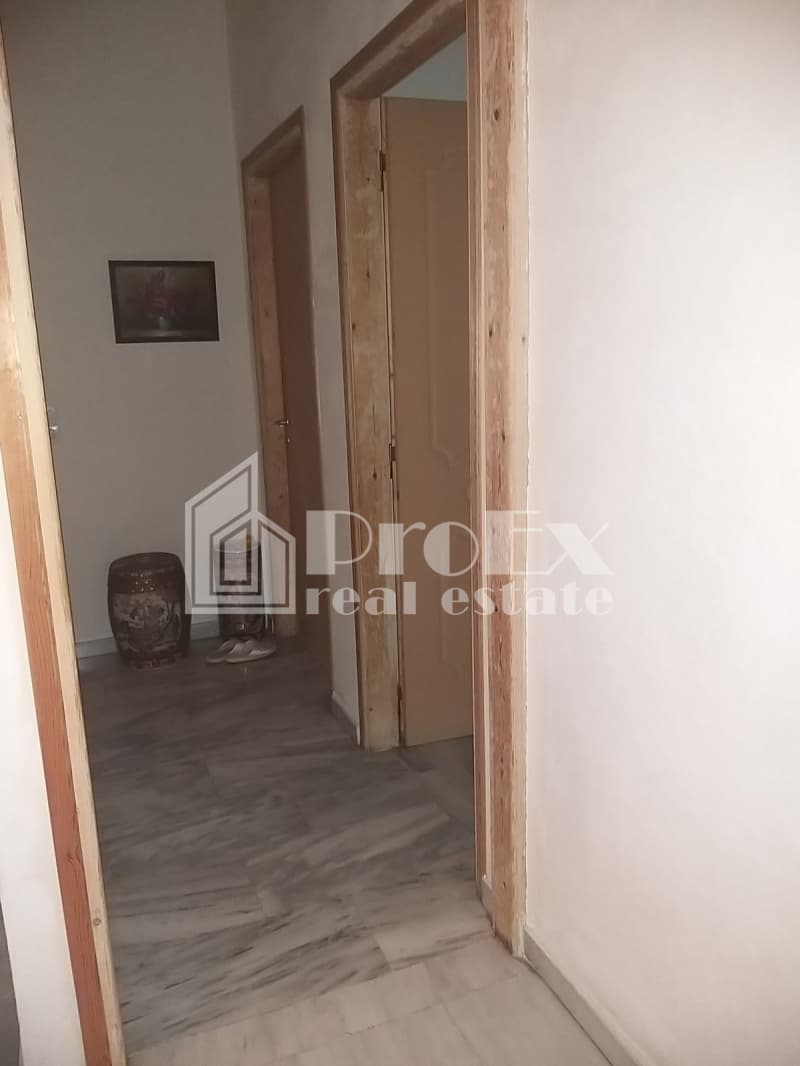 Apartment in Center, Ilion — Photo 7 of 17