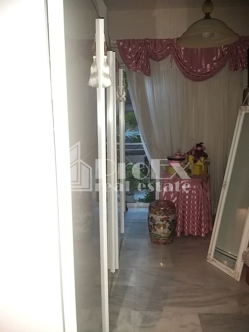 Apartment in Center, Ilion — Photo 10 of 17