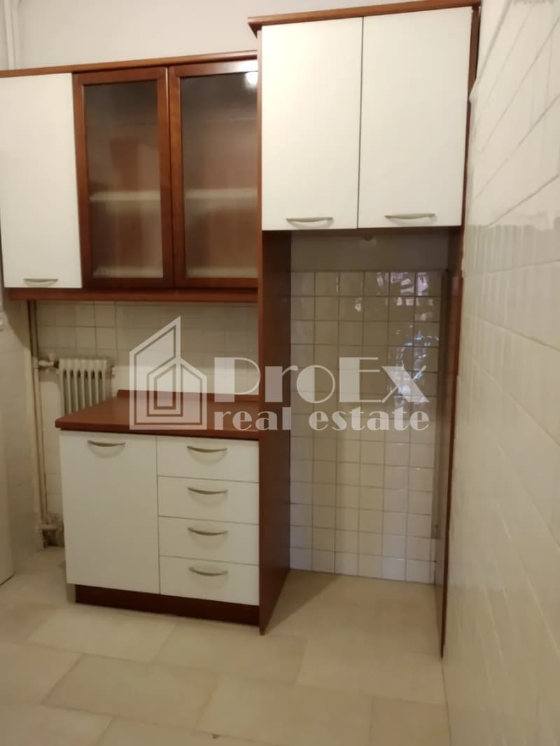 Apartment in Osios Loukas, Patisia — Photo 2 of 8