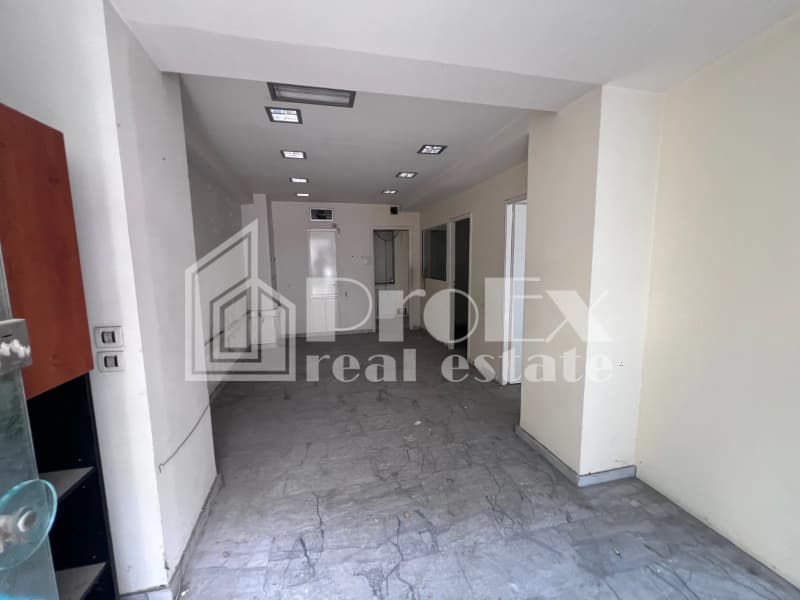 House in Plateia Davaki, Kalithea — Photo 1 of 8
