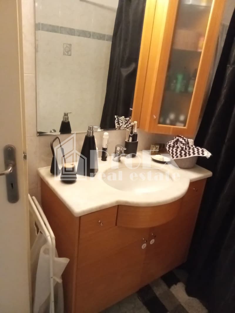 Apartment in Center, Ilion — Photo 7 of 12