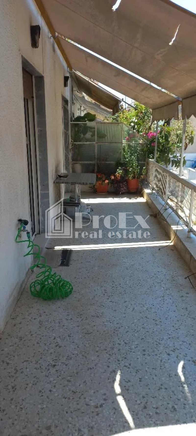 Apartment in Osios Loukas, Patisia — Photo 2 of 11