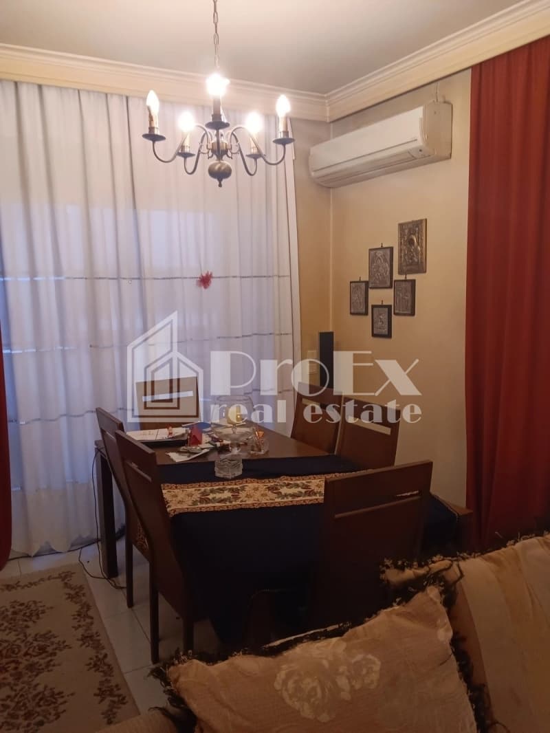 Apartment in Center, Agioi Anargiroi — Photo 1 of 10