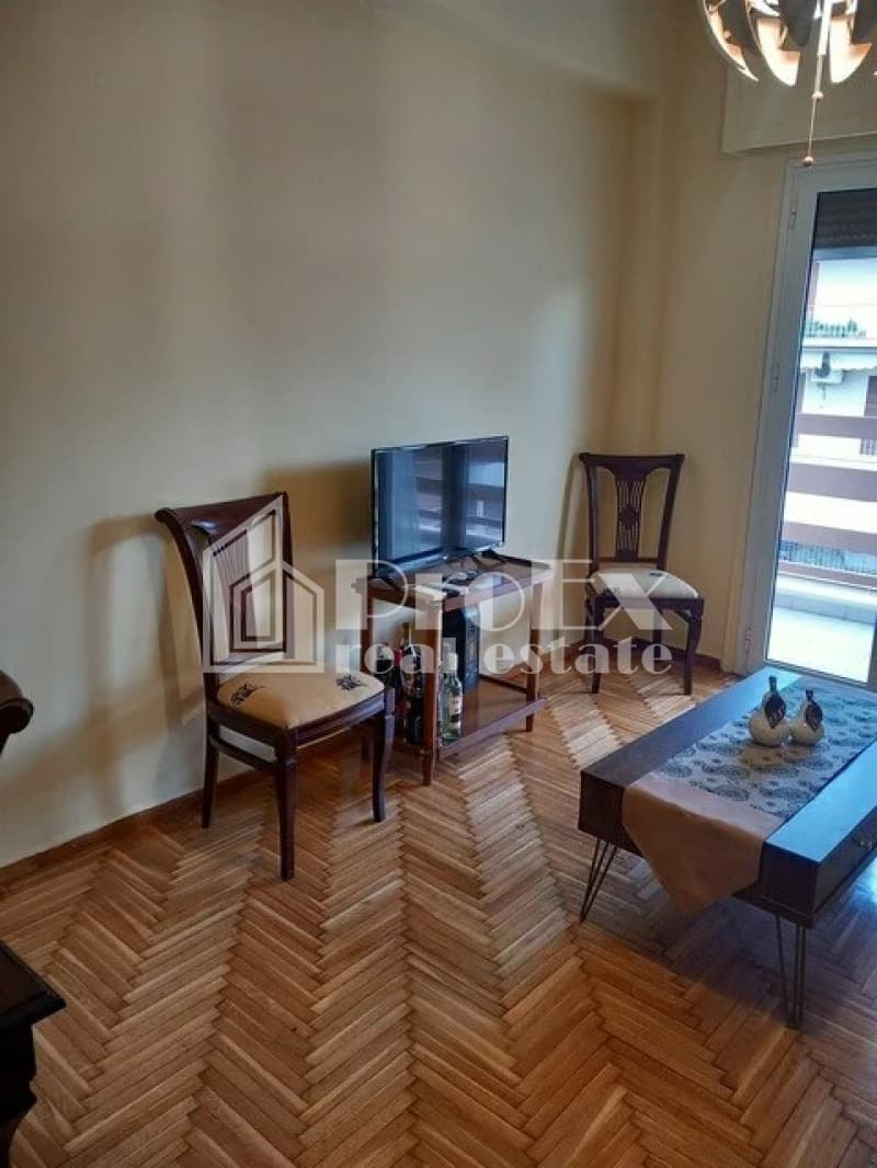 Apartment in Pasalimani, Piraeus — Photo 2 of 11