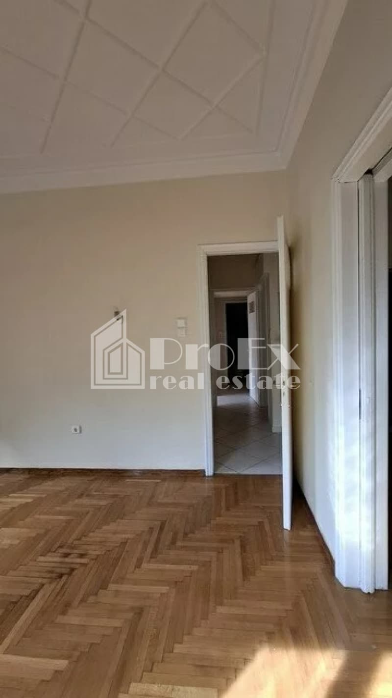 Apartment in Evaggelistria, Piraeus — Photo 2 of 11