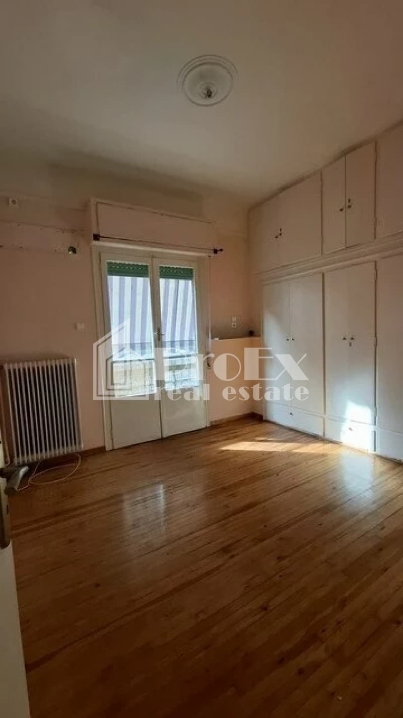 Apartment in Evaggelistria, Piraeus — Photo 5 of 11