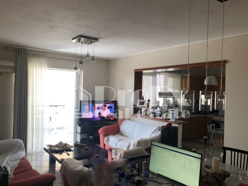 Apartment in Mykoniatika, Agioi Anargiroi — Photo 2 of 16