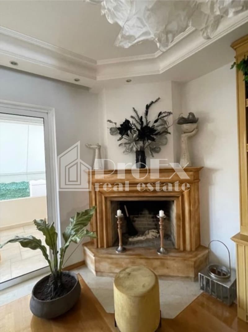 House in Golf, Glyfada — Photo 8 of 30