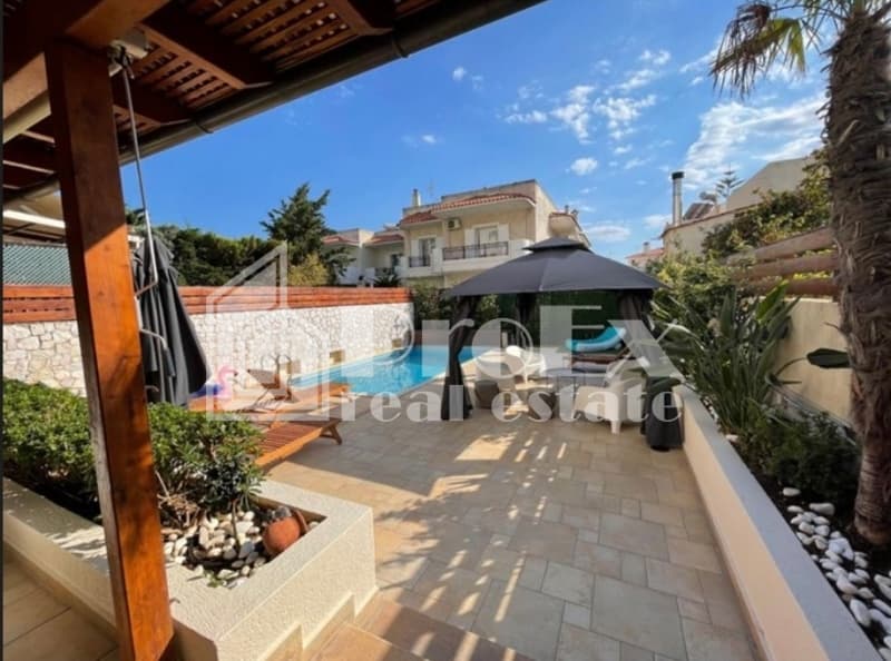 House in Golf, Glyfada — Photo 13 of 30