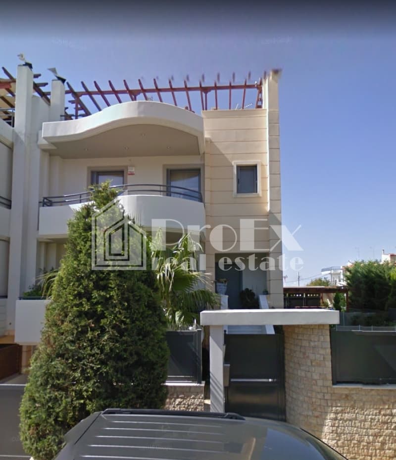 House in Golf, Glyfada — Photo 21 of 23