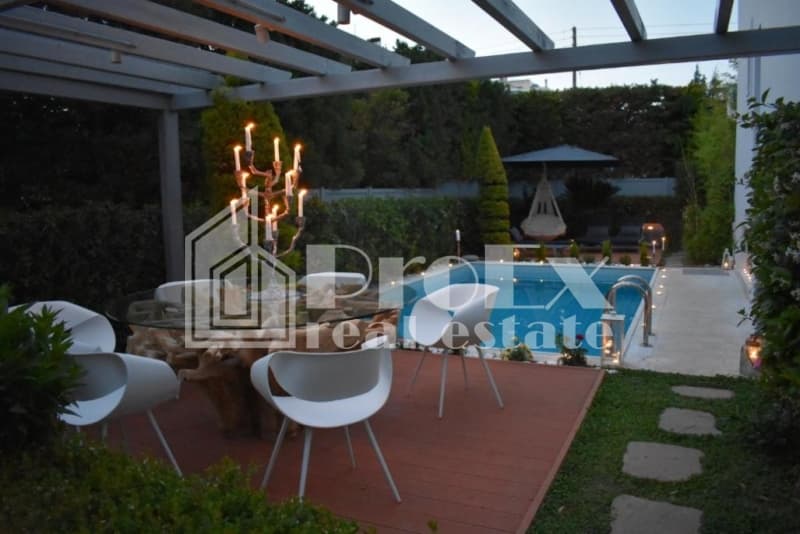 House in Golf, Glyfada — Photo 19 of 23