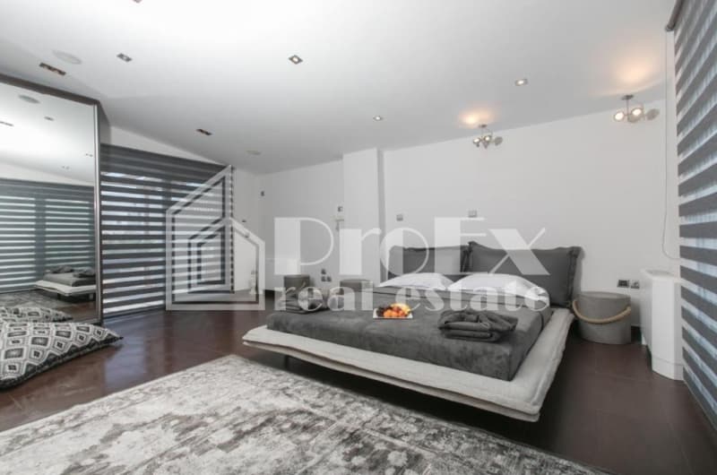 House in Golf, Glyfada — Photo 22 of 23