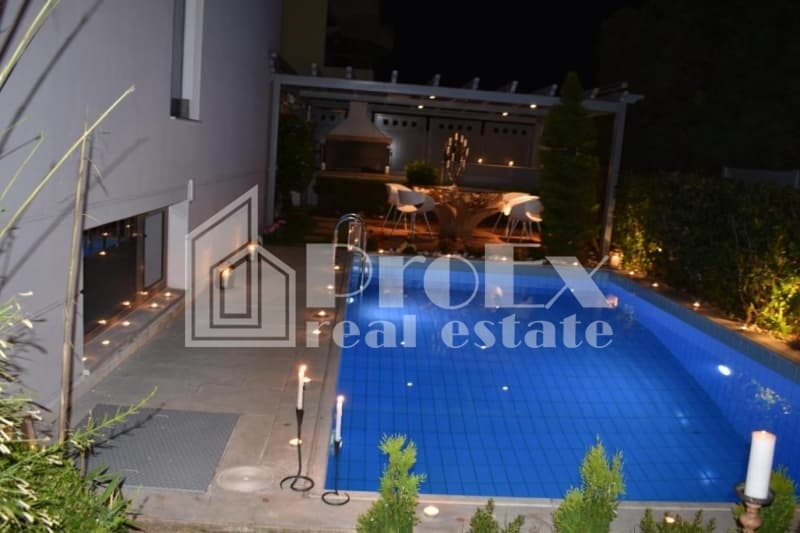 House in Golf, Glyfada — Photo 5 of 23