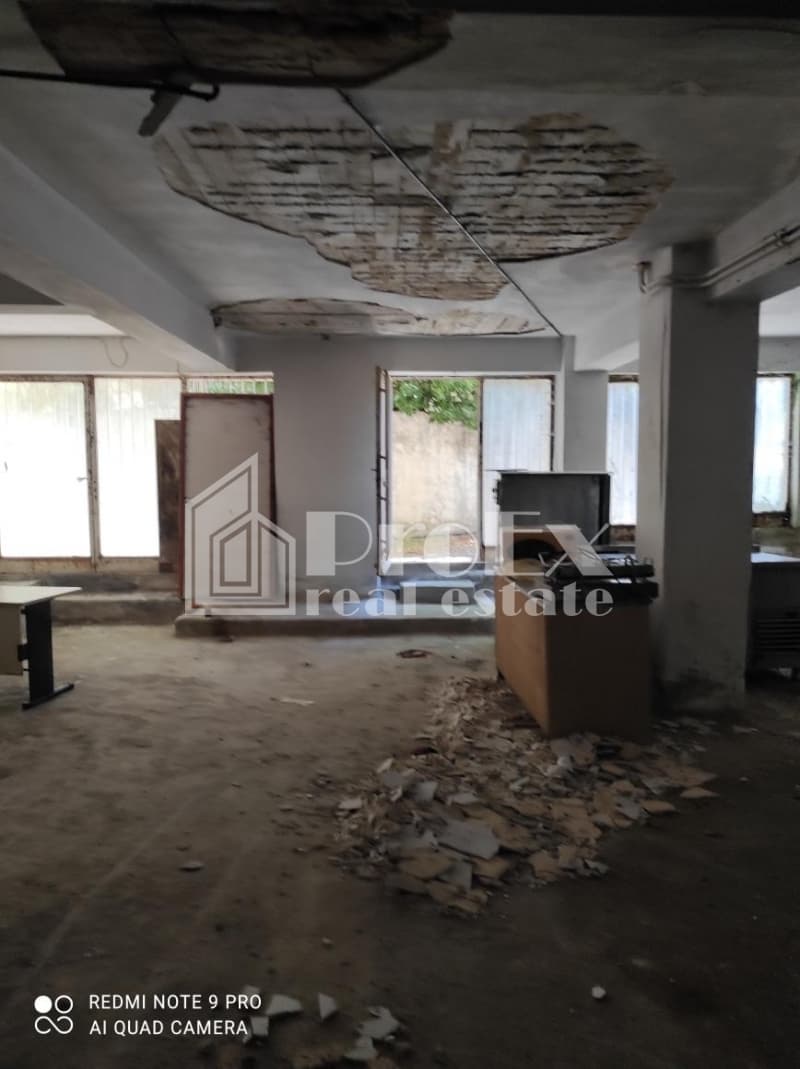 Warehouse in Agia Triada, Iraklio — Photo 7 of 13