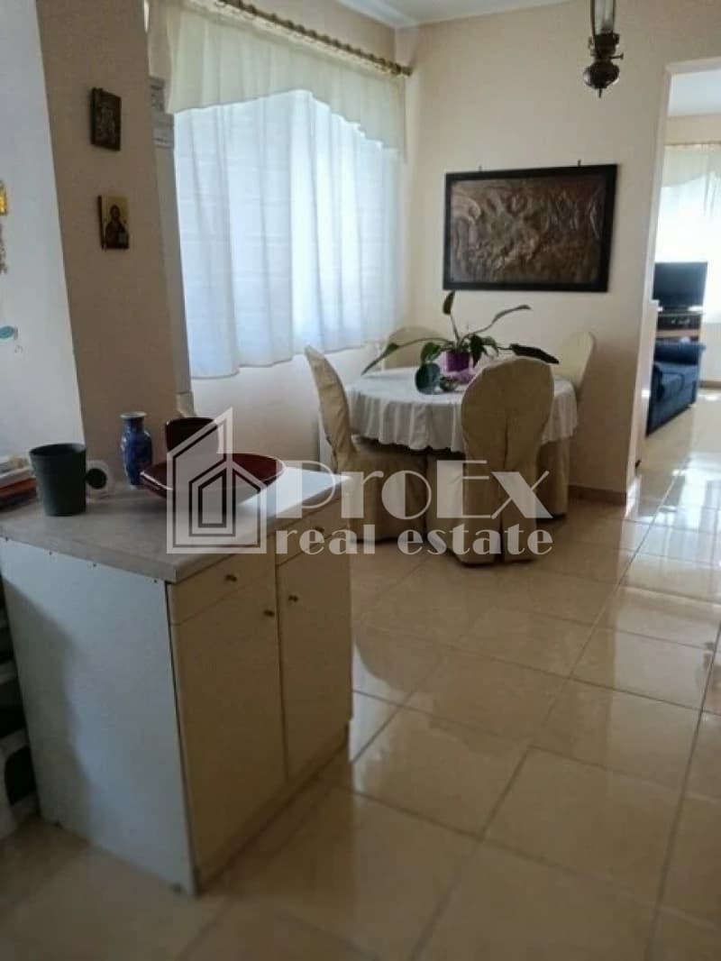 Apartment in Neo Pagkrati, Vironas — Photo 1 of 15