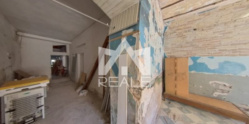 Retail Store in Othonoi, Corfu — Photo 5 of 11