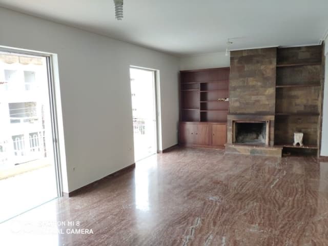 House in Center, Petroupoli — Photo 2 of 17