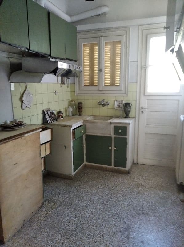 House in Palatiani, Ilion — Photo 1 of 18