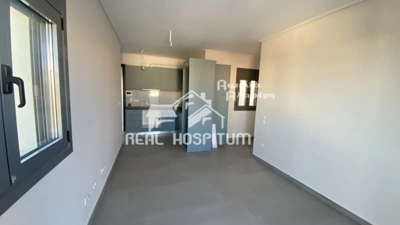 Apartment in Center, Petroupoli — Photo 5 of 9