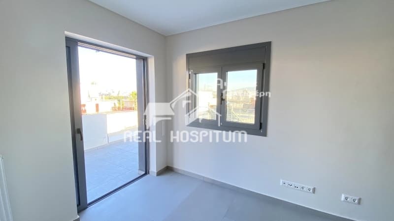 Apartment in Center, Petroupoli — Photo 6 of 9