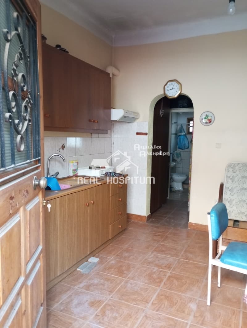 House in Palatiani, Ilion — Photo 1 of 8