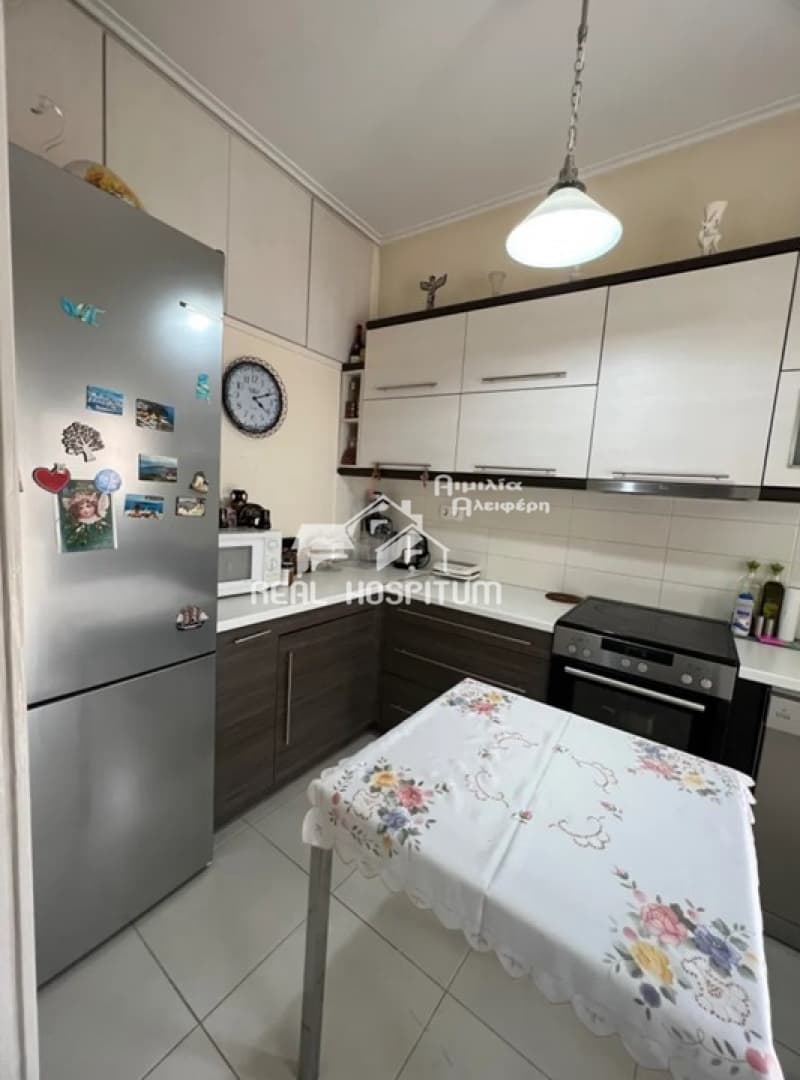 Apartment in akadimia Platonos, Kolonos - Kolokinthous — Photo 3 of 7