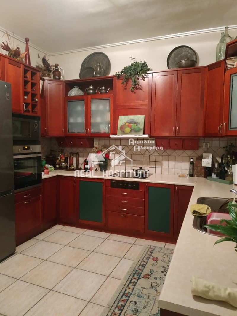 House in Center, Petroupoli — Photo 3 of 16