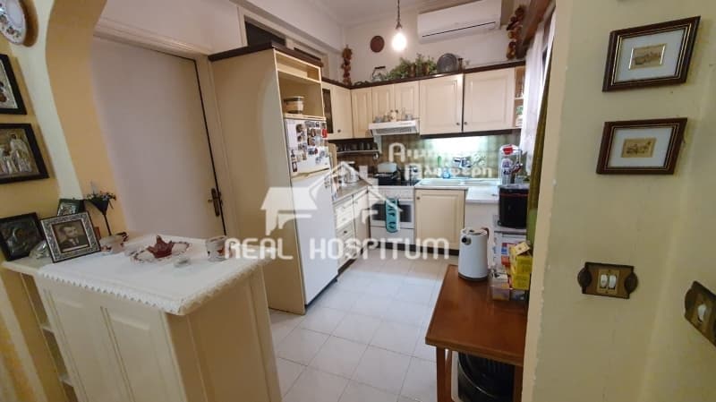 Apartment in Pefka Verdi, Petroupoli — Photo 4 of 15