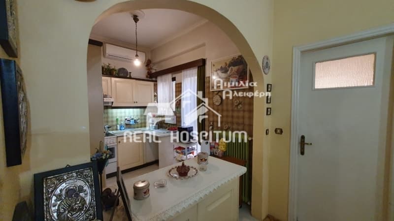 Apartment in Pefka Verdi, Petroupoli — Photo 3 of 15