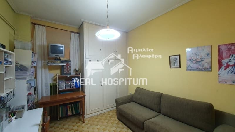 Apartment in Pefka Verdi, Petroupoli — Photo 8 of 15