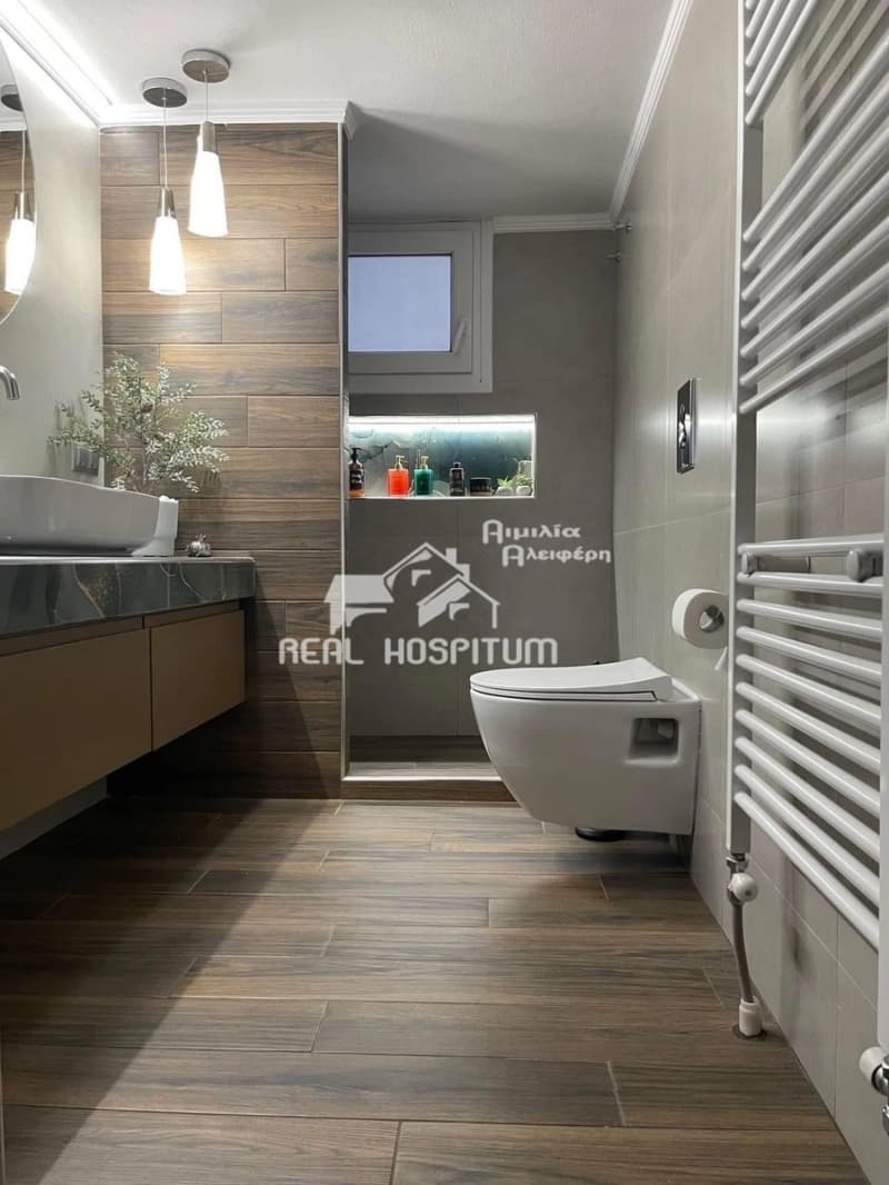 Apartment in Center, Petroupoli — Photo 4 of 7