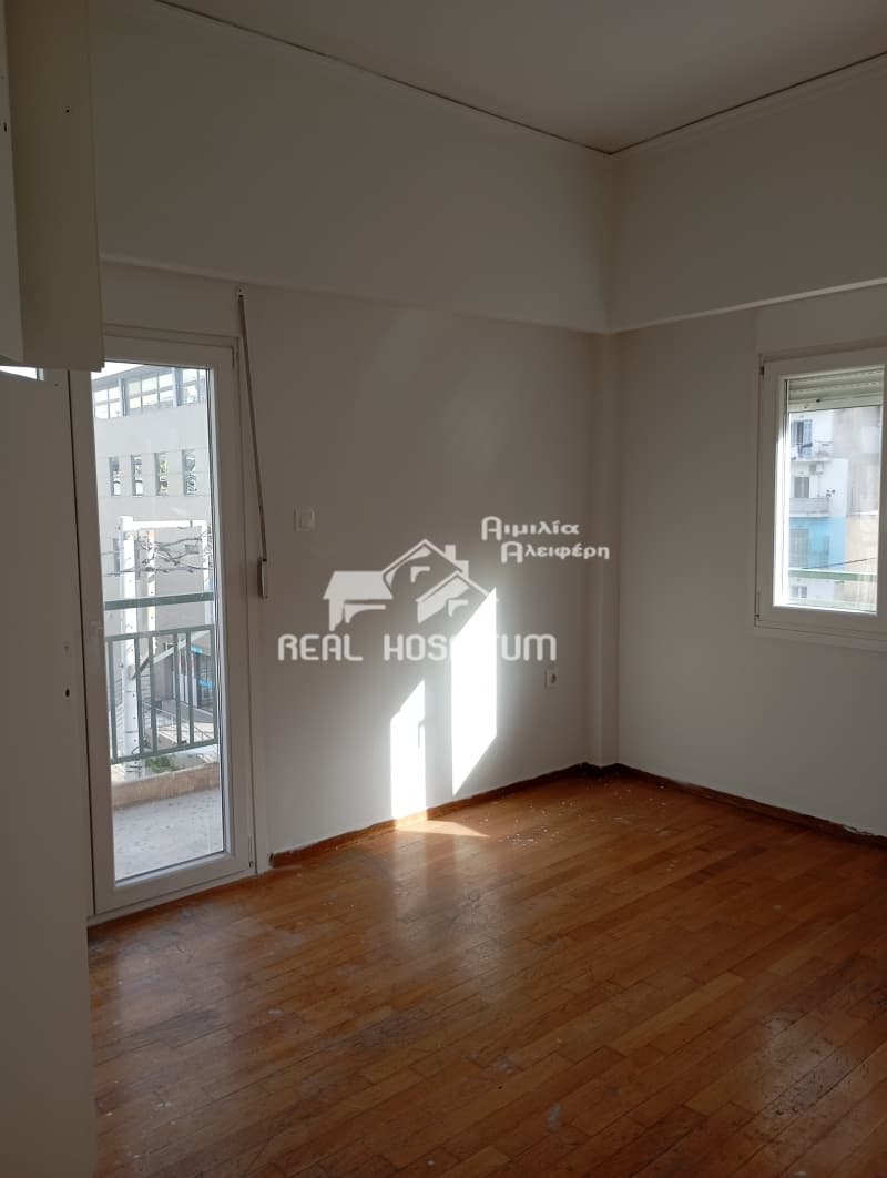 Apartment in Thimarakia, Attiki — Photo 1 of 11