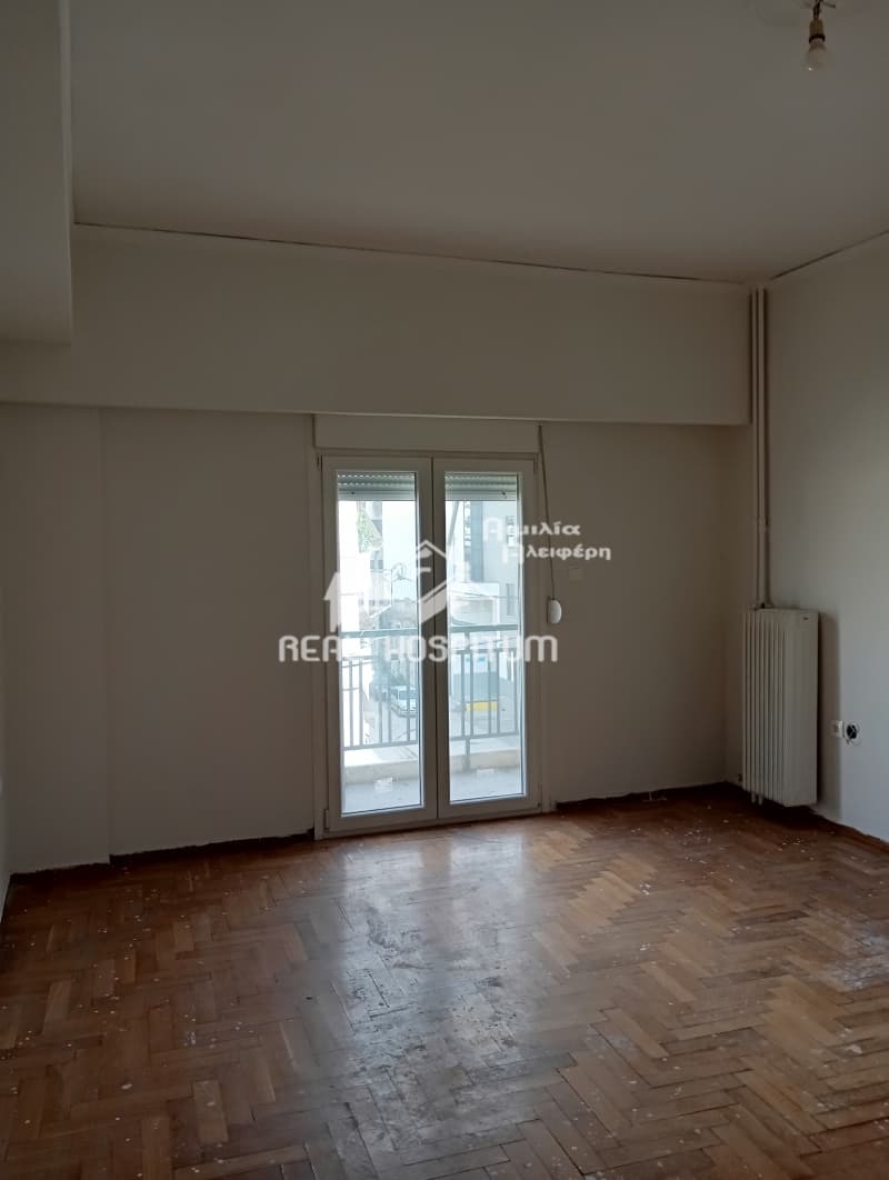Apartment in Thimarakia, Attiki — Photo 2 of 11