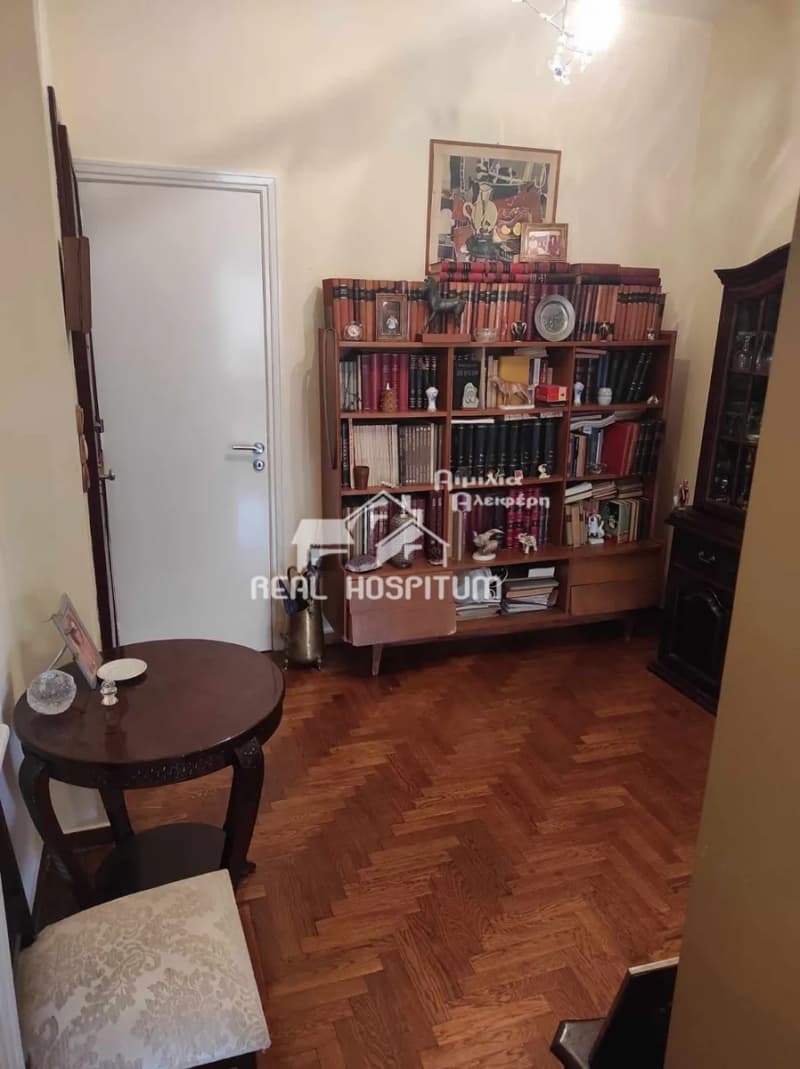 Apartment in Verga, Attiki — Photo 5 of 18
